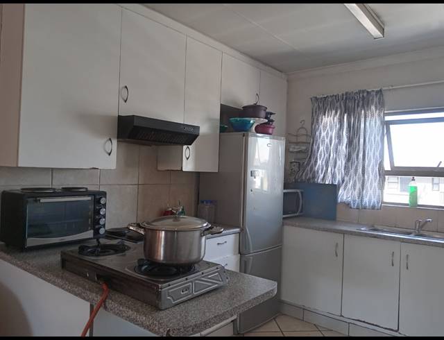2 BEDROOM SECTIONAL TITLE FOR SALE IN BOKSBURG NORTH